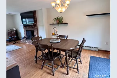 24 Middle Road, Enfield, CT 06082 - Photo 8