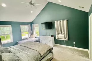 371 Tyler Ave, Groton, CT 06340 - Photo 12