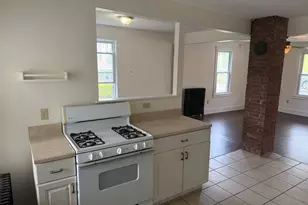 131 Eastern Dr, Middletown, CT 06457 - Photo 10