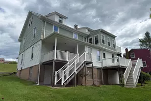131 Eastern Dr, Middletown, CT 06457 - Photo 14