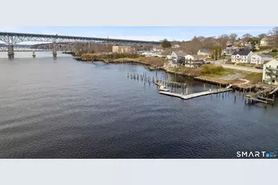 108 Thames Street, Groton, CT 06340 - Photo 32