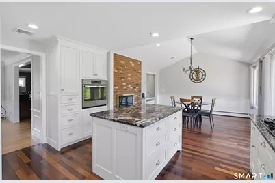 21 Marshalls Meadows, Wethersfield, CT 06109 - Photo 8