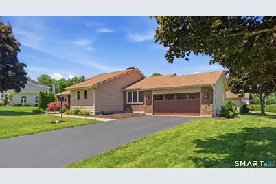 21 Marshalls Meadows, Wethersfield, CT 06109 - Photo 4