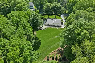 29 Old Farm Rd, Weston, CT 06883 - Photo 4