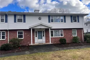 22 College St, Clinton, CT 06413 - Photo 1