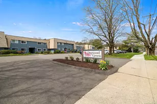 1153 Stratfield Rd, Fairfield, CT 06825 - Photo 18