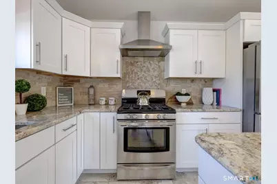 11 Avondale Lane, Middletown, CT 06457 - Photo 12