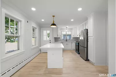 250 Jackson Avenue, Stratford, CT 06615 - Photo 10