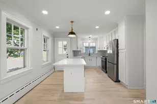 250 Jackson Ave, Stratford, CT 06615 - Photo 10