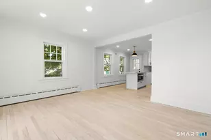 250 Jackson Ave, Stratford, CT 06615 - Photo 6