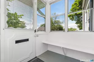250 Jackson Ave, Stratford, CT 06615 - Photo 4