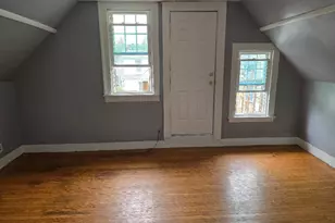 128 Central Ave, Waterbury, CT 06702 - Photo 2