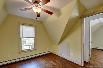 186 Raymond Road, West Hartford, CT 06107 - Photo 20