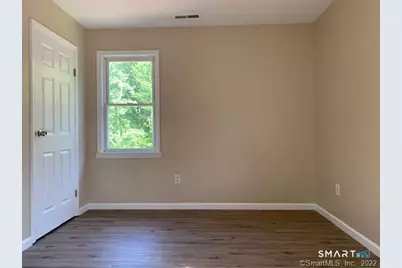 15 Krakow Street #B, Derby, CT 06418 - Photo 18