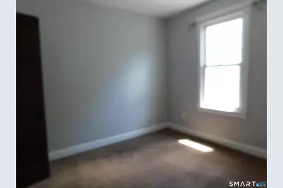 162 Helen Street, Hamden, CT 06514 - Photo 20