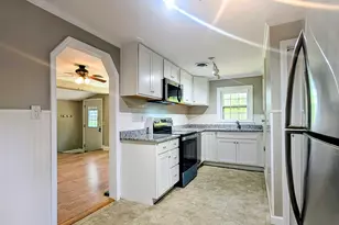 173 Daly Rd, Coventry, CT 06238 - Photo 8