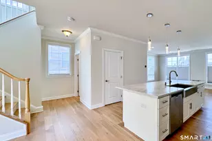 25 Brentwood Cir, Danbury, CT 06810 - Photo 12
