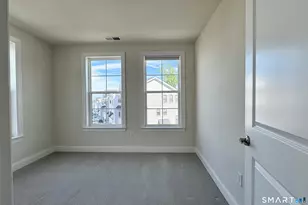 25 Brentwood Cir, Danbury, CT 06810 - Photo 20
