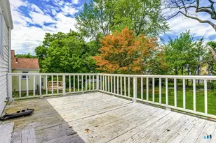 98 Woodmere Rd, West Hartford, CT 06119 - Photo 14