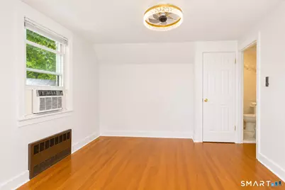 98 Woodmere Road, West Hartford, CT 06119 - Photo 32