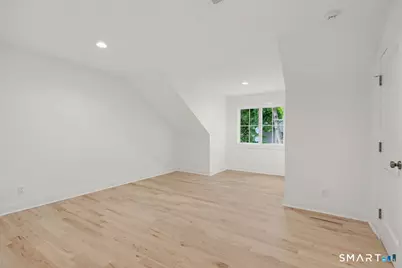 195 S Water Street, Greenwich, CT 06830 - Photo 20