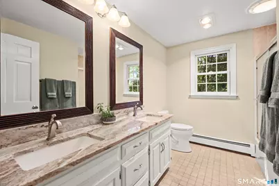 17 Briar Hill Road, Avon, CT 06001 - Photo 10