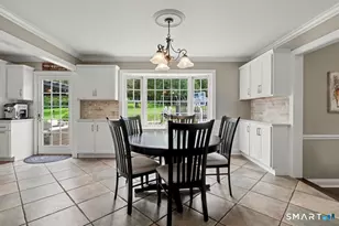 9 Hedge Meadow Ln, Newtown, CT 06470 - Photo 16