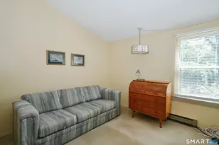 14 E Lake Dr, Middletown, CT 06457 - Photo 10