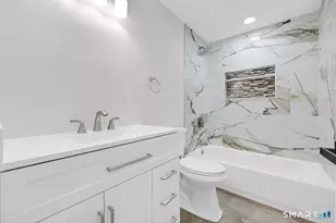 129 Midwell Rd, Wethersfield, CT 06109 - Photo 10