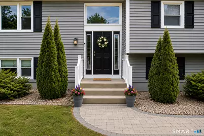 115 Craigemore Circle, Avon, CT 06001 - Photo 2