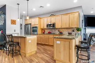 60 Maple St, Branford, CT 06405 - Photo 8