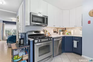 49 Thames Height Ln, Groton, CT 06340 - Photo 10