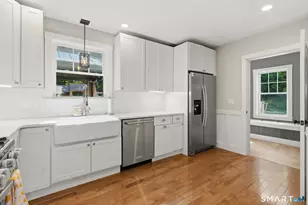 3 Middle St, Waterford, CT 06385 - Photo 6