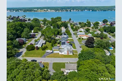 3 Middle Street, Waterford, CT 06385 - Photo 30