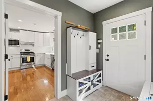 3 Middle St, Waterford, CT 06385 - Photo 4