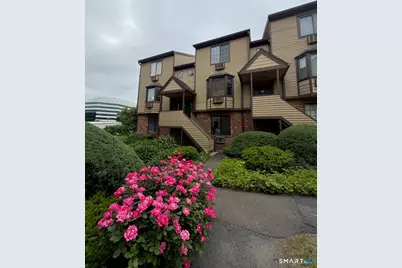 8 Oakwood Avenue #C1, Norwalk, CT 06850 - Photo 1