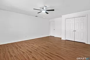 8 Woodchuck Ct, Norwalk, CT 06854 - Photo 6