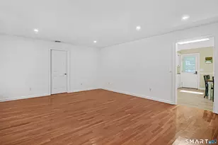 8 Woodchuck Ct, Norwalk, CT 06854 - Photo 16
