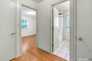 105 Castle Dr, Stratford, CT 06614 - Photo 20