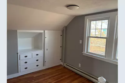 724 Middletown Avenue #2nd fl, New Haven, CT 06511 - Photo 10