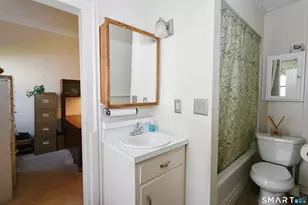 30 Vine St, New Britain, CT 06052 - Photo 16