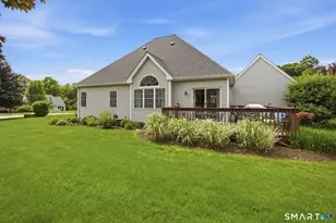 174 Thistle Pond Dr, Bloomfield, CT 06002 - Photo 36