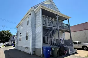 56 Elizabeth St, Bridgeport, CT 06610 - Photo 22