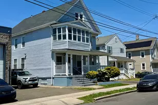 56 Elizabeth St, Bridgeport, CT 06610 - Photo 2
