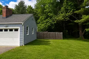 847 Manchester Rd, Glastonbury, CT 06033 - Photo 14