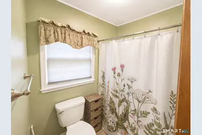 847 Manchester Road, Glastonbury, CT 06033 - Photo 10