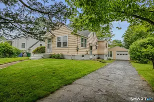 14 Tyler Pl, Waterford, CT 06375 - Photo 2