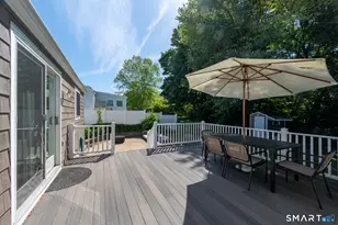 77 Bayshore Dr, New London, CT 06320 - Photo 6
