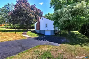 69 Bassett Rd, North Haven, CT 06473 - Photo 34