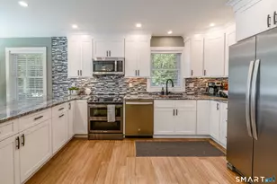 117 Lake Dr, Montville, CT 06370 - Photo 12